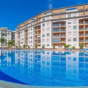 canadas-golf-del-sur.adeje-hotels.com/